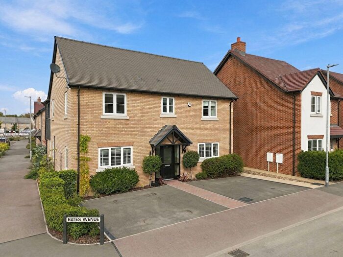 4 Bedroom Detached House For Sale In Bates Avenue, Arlesey, SG15