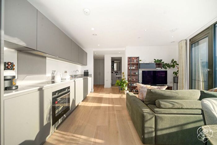 1 Bedroom Flat For Sale In Corn House, Marshgate Lane, Stratford, E15