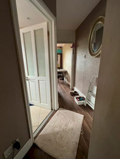 3 Bedroom Semi-Detached House To Rent In Headstone Road, Harrow, HA1