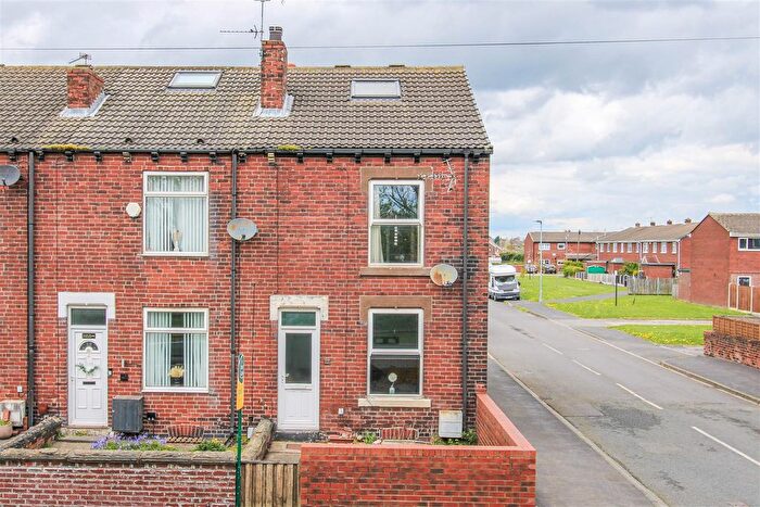 3 Bedroom End Terrace House For Sale In Green Lane, Featherstone, Pontefract, WF7
