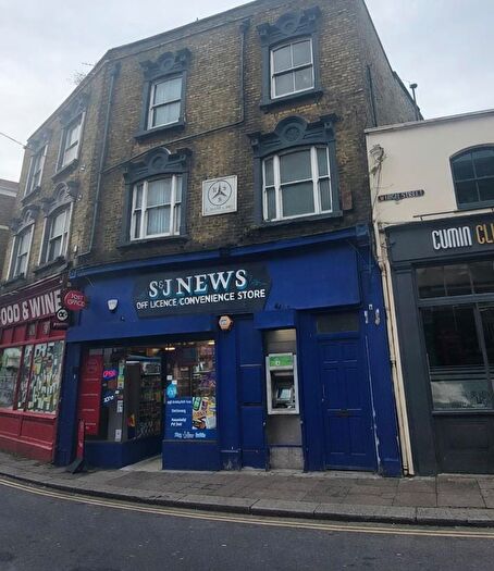 1 Bedroom Flat To Rent In High Street, Rochester, ME1