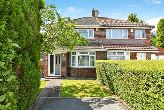 3 Bedroom Semi-Detached House For Sale In Trevenna Road, Bristol, Somerset, BS3