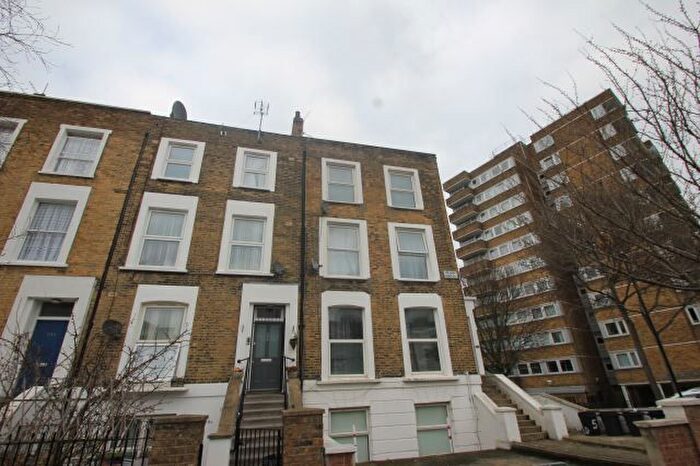 Studio To Rent In Mildmay Road, Newington Green, N1
