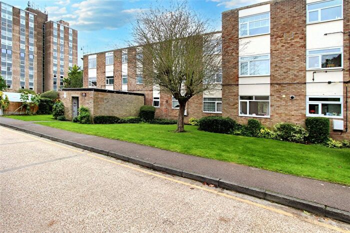 2 Bedroom Flat To Rent In Eagle Way, Great Warley, Brentwood, Essex, CM13