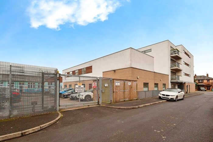 2 Bedroom Flat For Sale In Whimberry Way, Withington, Manchester, Greater Manchester, M20