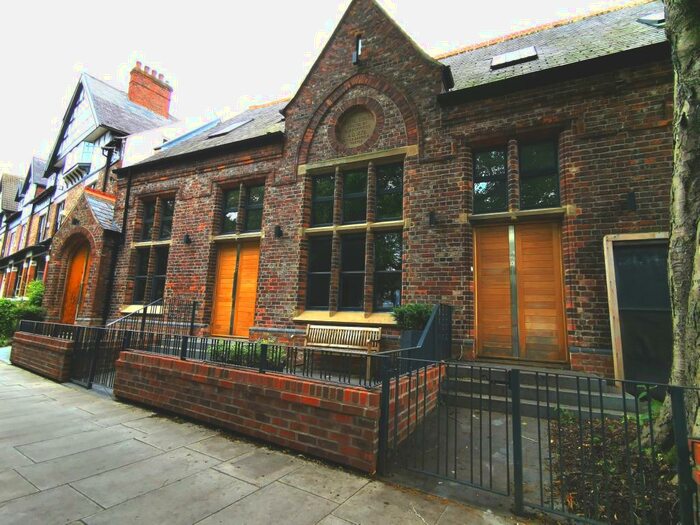 4 Bedroom Terraced House To Rent In St Clements Road, Chorlton Green, M21