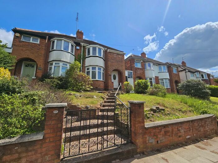 3 Bedroom House To Rent In Old Walsall Road, Birmingham, B42