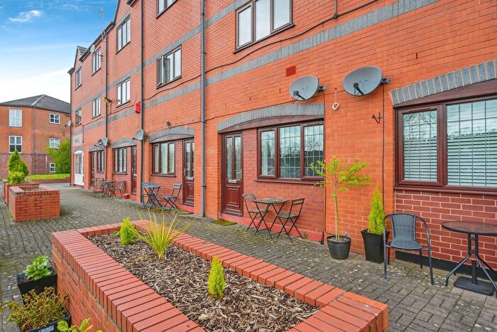 1 Bedroom Flat For Sale In Cardigan Place, Hednesford, Cannock, WS12