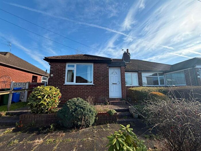 2 Bedroom Bungalow For Sale In Kelson Avenue, Ashton-Under-Lyne, OL7
