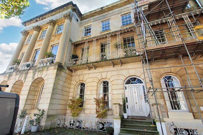 2 Bedroom Apartment To Rent In Queens Parade, Cheltenham, GL50