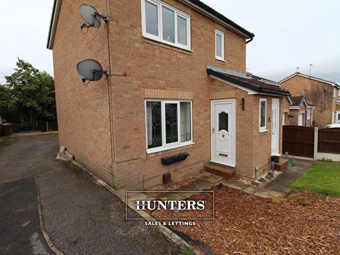 1 Bedroom Flat To Rent In Vicarage Gardens, Featherstone, Pontefract, WF7