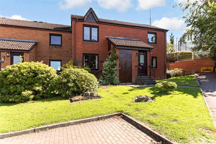 2 Bedroom Flat For Sale In Carleton Gate, Giffnock, East Renfrewshire, G46