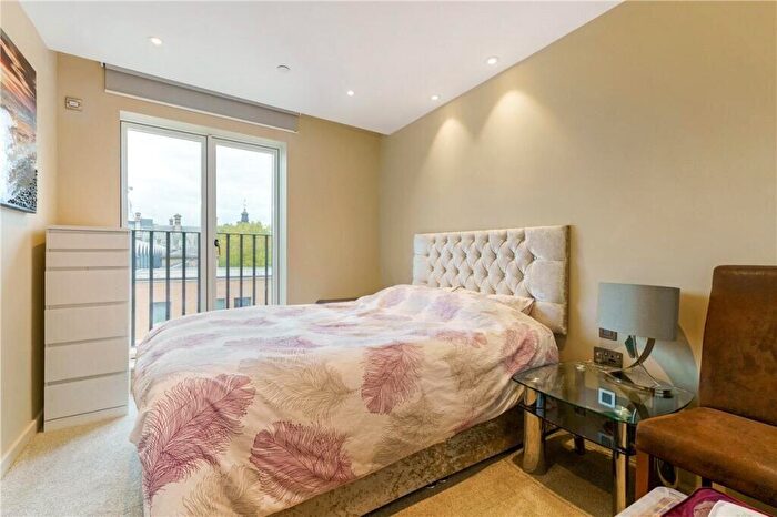 2 Bedroom Apartment To Rent In Marylebone, London, NW1