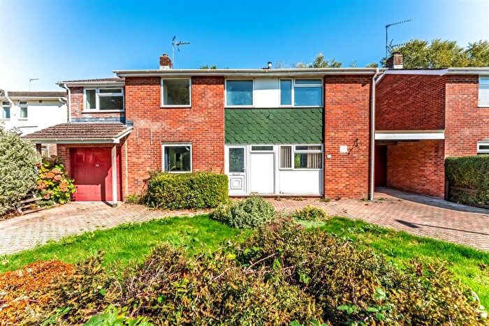 4 Bedroom Link Detached House For Sale In Extended Four Bedroom Detached Home, Ideally Situated With Yatton Village, BS49