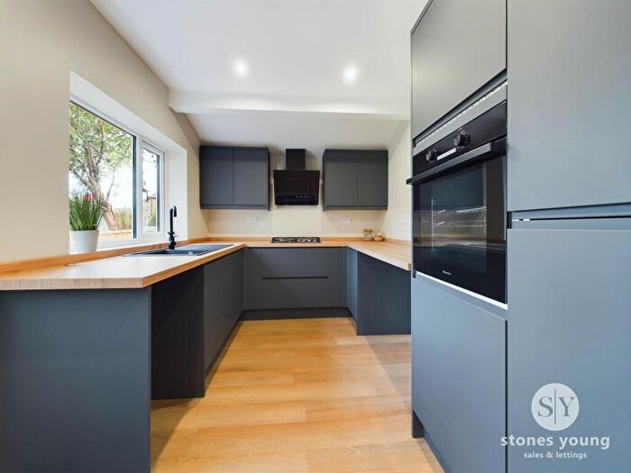 3 Bedroom Terraced House For Sale In Preston Old Road, Blackburn, BB2