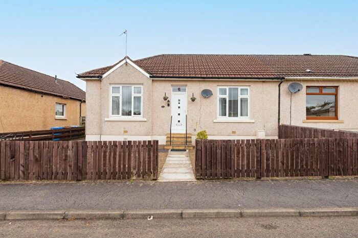 2 Bedroom Semi-Detached Bungalow For Sale In Lighton Terrace, Stoneyburn, EH47