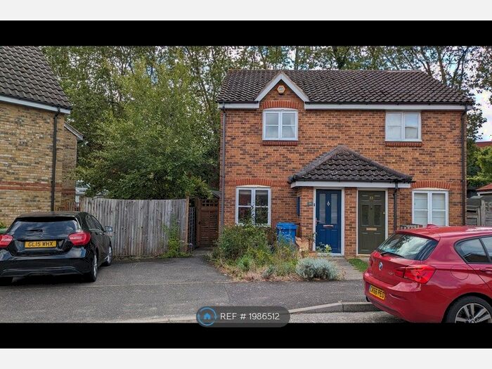 2 Bedroom Semi-Detached House To Rent In Abbotswood Road, London, SE22