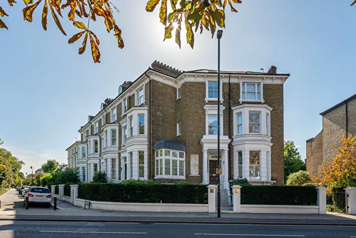 2 Bedroom Flat For Sale In The Mall, Ealing, W5
