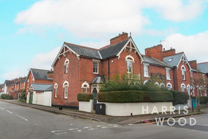 3 Bedroom End Of Terrace House For Sale In Gladstone Road, Colchester, CO1