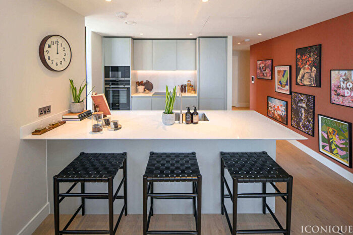 2 Bedroom Apartment For Sale In Marsh Wall, London, E14