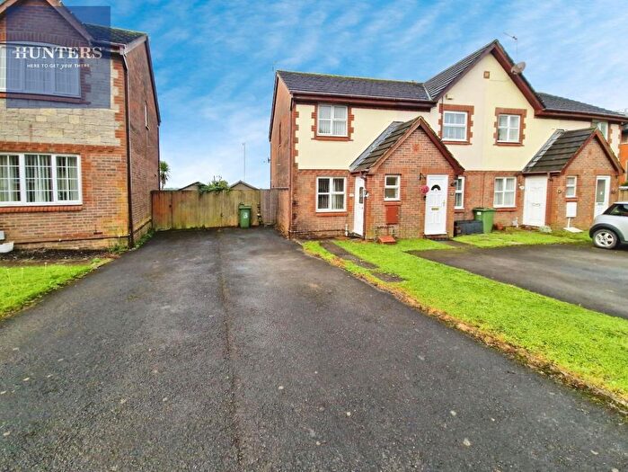 2 Bedroom Semi Detached House For Sale In Maes Llan, Kenfig Hill, Bridgend, CF33