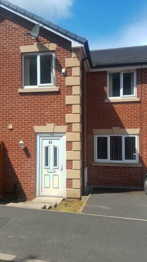 3 Bedroom Terraced House To Rent In Wild Street, Rochdale, OL10