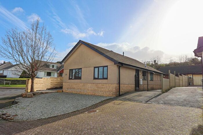 2 Bedroom Bungalow For Sale In Oaktree Close, Holmbush, St Austell, PL25