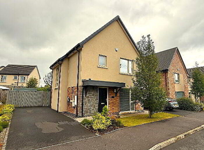 3 Bedroom Detached House For Sale In Ayrshire Avenue, Lisburn, BT28