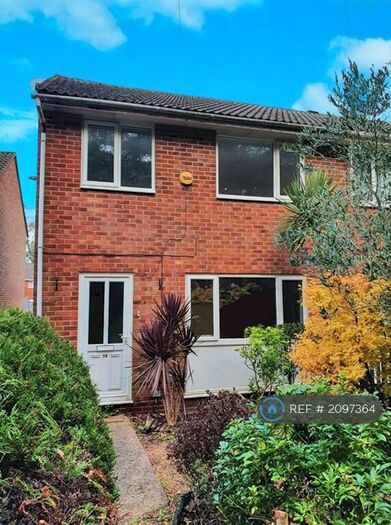 3 Bedroom Terraced House To Rent In Hawkhurst Close, Southampton, SO19
