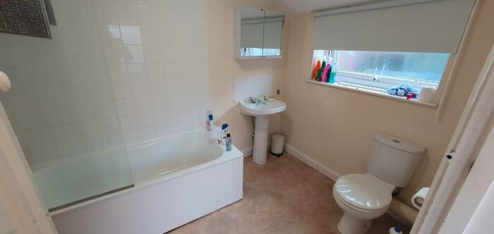 4 Bedroom End Of Terrace House To Rent In Radnor Road, Horfield, BS7