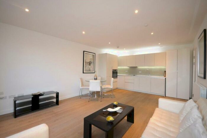 2 Bedroom Flat To Rent In Tudway Road, London, SE3
