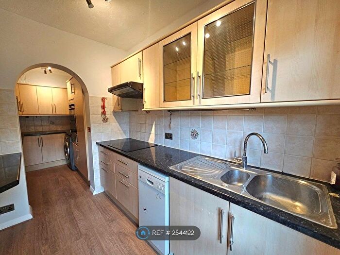 4 Bedroom End Of Terrace House To Rent In Newton Road, Harrow, HA3