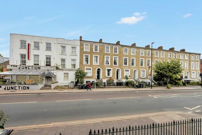 1 Bedroom Flat To Rent In Coldharbour Lane, Camberwell, SE5