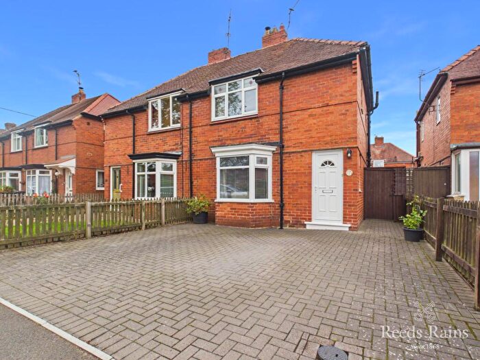 2 Bedroom Semi-Detached House For Sale In Warwick Court, Merryoaks, Durham, DH1