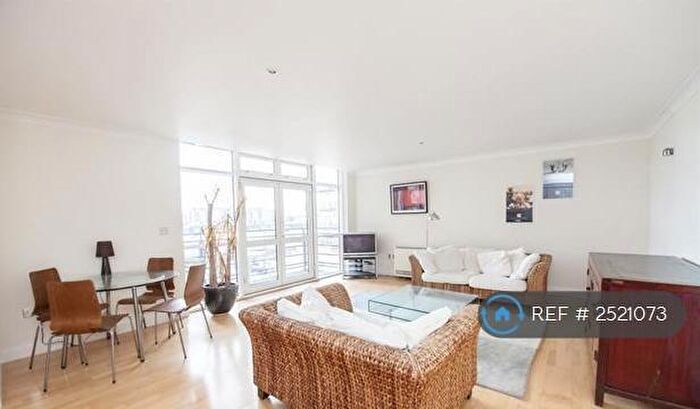 2 Bedroom Flat To Rent In Langbourne Place, London, E14