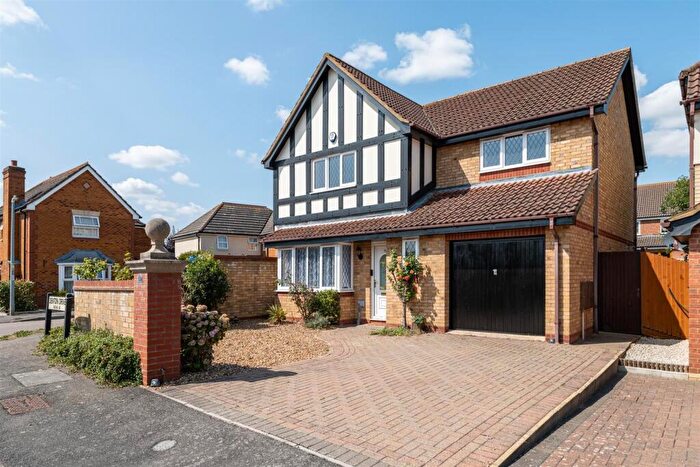 4 Bedroom Detached House For Sale In Denton Drive, Marston Moretaine, Bedford, MK43