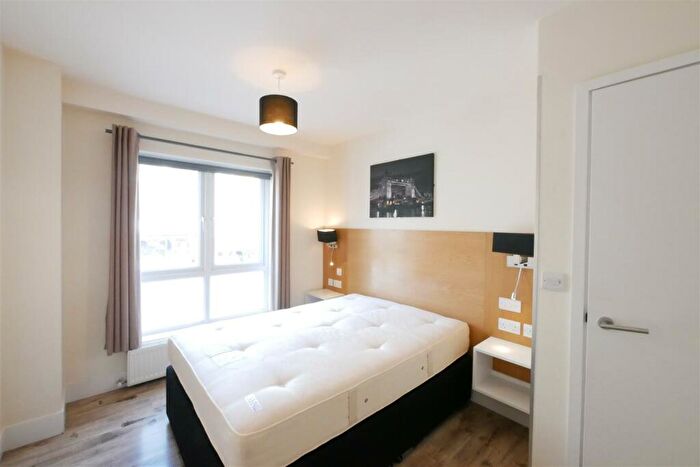 1 Bedroom Apartment To Rent In Fonthill Road, Finsbury Park, N4