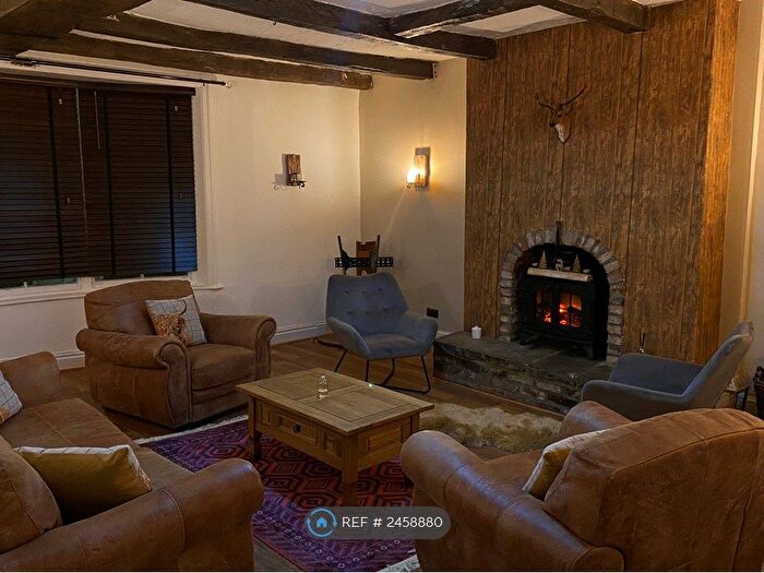3 Bedroom Flat To Rent In Walmgate, York, YO1