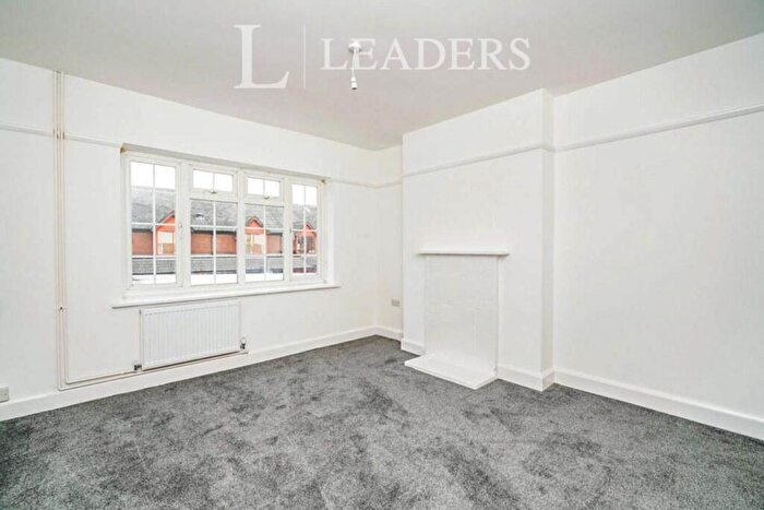 2 Bedroom Flat To Rent In Addis Square, Portswood Road, Southampton, SO17