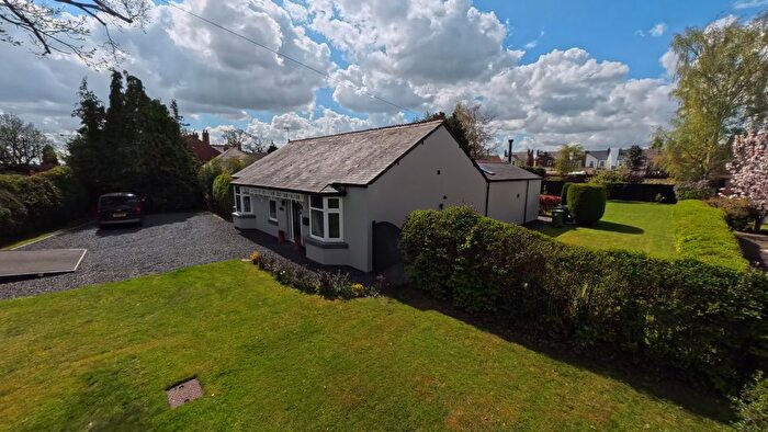 4 Bedroom Detached Bungalow For Sale In Bridgnorth Road, Bridgnorth, WV16