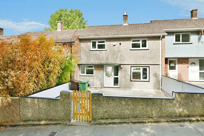 2 Bedroom Terraced House For Sale In Budshead Road, Plymouth, PL5