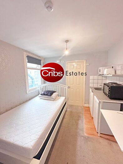 1 Bedroom Studio To Rent In A Queens Road, SE15