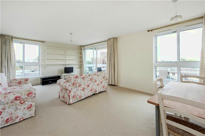 2 Bedroom Flat To Rent In March Court, Warwick Drive, London, SW15