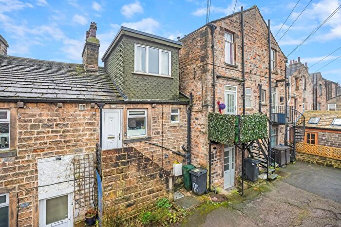 1 Bedroom Flat For Sale In Main Street, Addingham, Ilkley, West Yorkshire, LS29