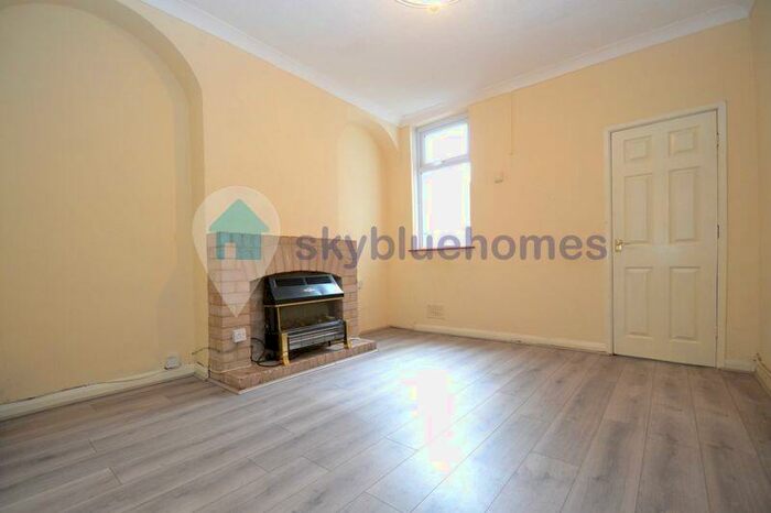 3 Bedroom Terraced House To Rent In Tudor Road, Leicester, LE3