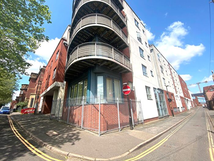 2 Bedroom Property To Rent In Westgate, Birmingham, B1