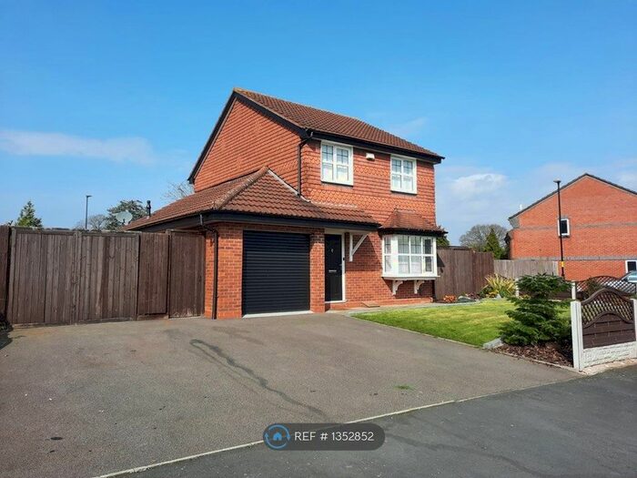 3 Bedroom Detached House To Rent In Birmingham, Birmingham, B76