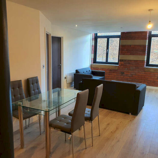 2 Bedroom Apartment To Rent In Conditioning House, Cape Street, Bradford, BD1