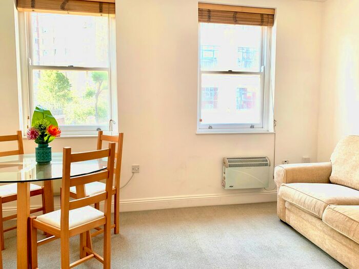 1 Bedroom Flat To Rent In Old Street, London, EC1V