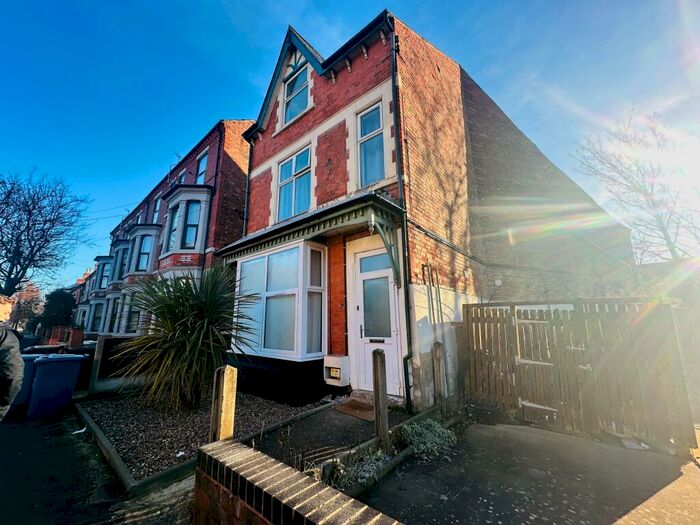 Studio To Rent In Charnwood Grove, West Bridgford, NG2